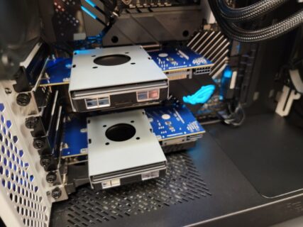 IntelがAlderLakeプラットフォームでSamsungPM1743 PCIe Gen 5.0 SSDをデモし、帯域幅が14 GB / sに