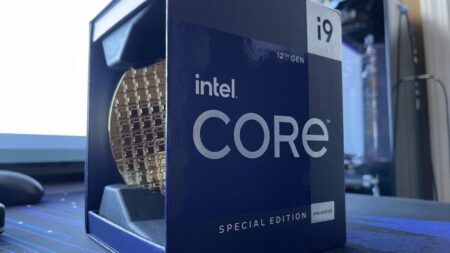 IntelCorei9-12900KS 5.5 GHz CPUは、Cinebenchベンチマークでテストされ、AMD Ryzen 9 5950Xより高速なマルチスレッドパフォーマンスを提供